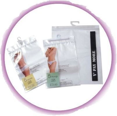 ถุงโพลีกันน้ำพร้อมตะขอแขวน / ตะขอและซิปล็อคสำหรับชุดชั้นในชาย / เสื้อผ้า