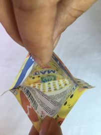 ซองใส่ซิปด้านบน OPP แบบกำหนดเองที่มีสีสันสำหรับการ์ดเกม Ziplock Bag แบบถอดเปลี่ยนได้