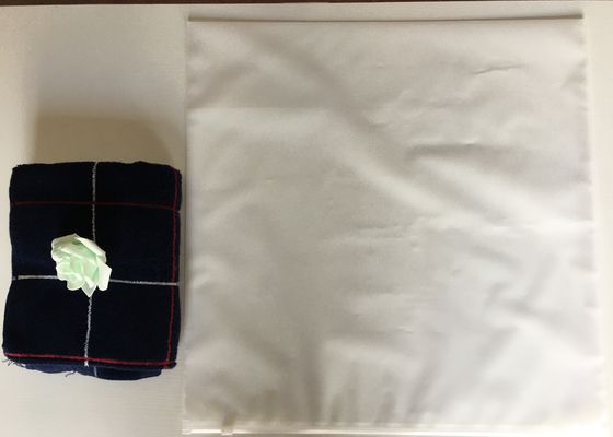 Reclosable Gravure การพิมพ์ Frosted CPE เสื้อบรรจุภัณฑ์ถุงเสื้อผ้า Ziplock Bag