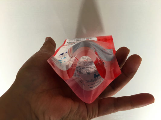 CMYK Gravure Printing OPP CPP ลามิเนตหน้ากากบรรจุภัณฑ์ถุงการ์ดเกมกระเป๋าแขน