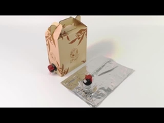 ถุงเครื่องดื่มและถุงพลาสติกถูกบรรจุในกล่อง ถุงบรรจุของเหลวถูกบรรจุในกล่อง